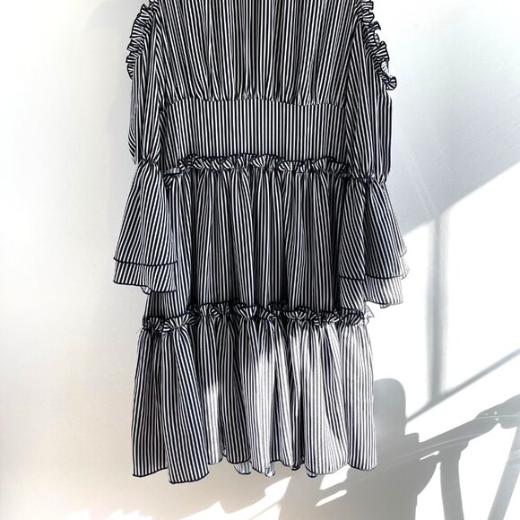 Maje Designer Beautiful Ruffle Stripped Dress - Size XS / SM- - Picture 4 of 5